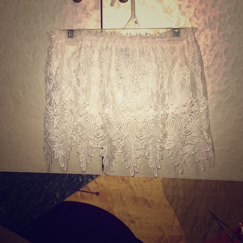 Strapless lace crop top