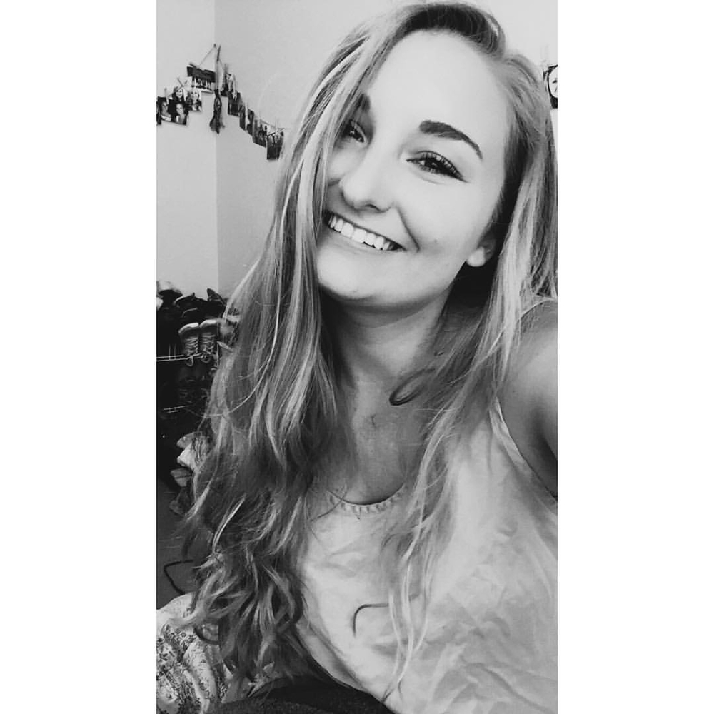 Meet your Posher, Kelsey