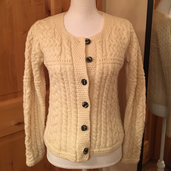 Carraig Donn Sweaters - Carraig Donn Merino Wool Cardigan. Size M