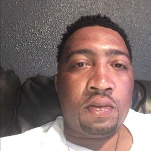 Meet your Posher, Lavar