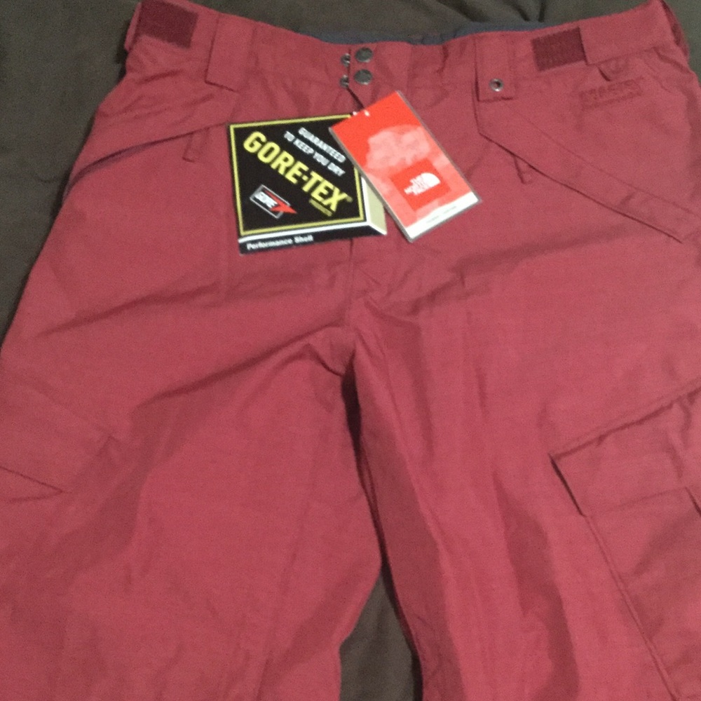 North Face UNISEX Snowboarding/Snow pants NWT