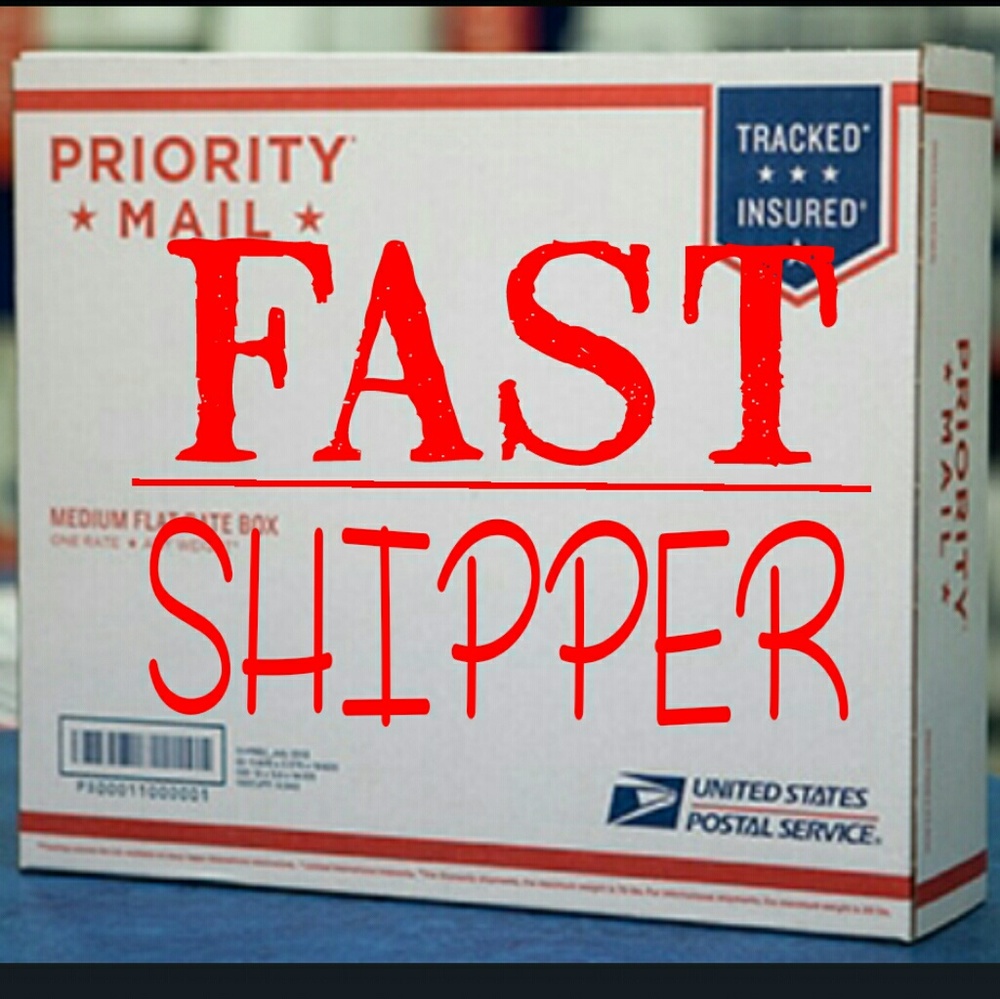 POSH STATS FAST SHIPPER!!!!!