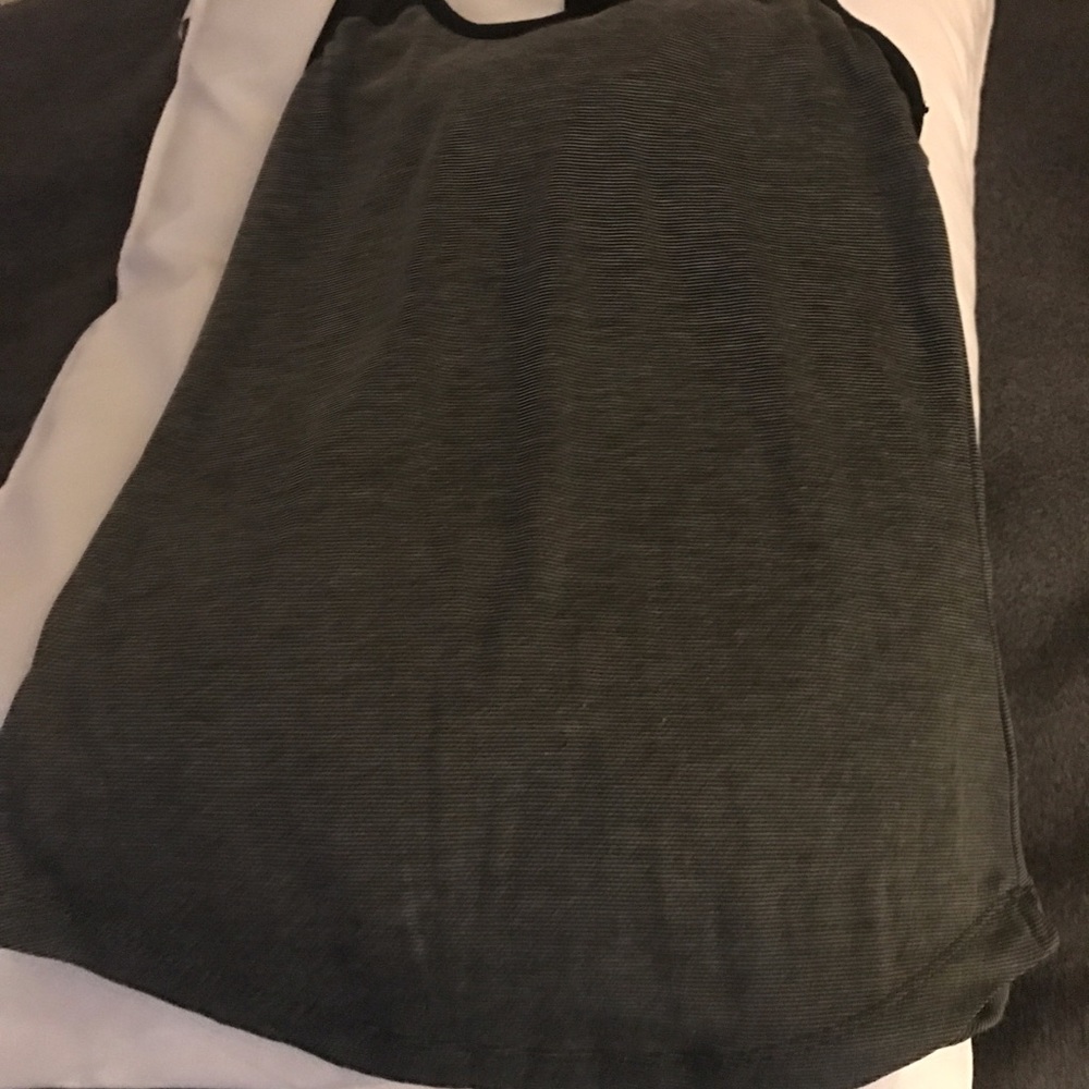 Hurley - Picture 2 of 5