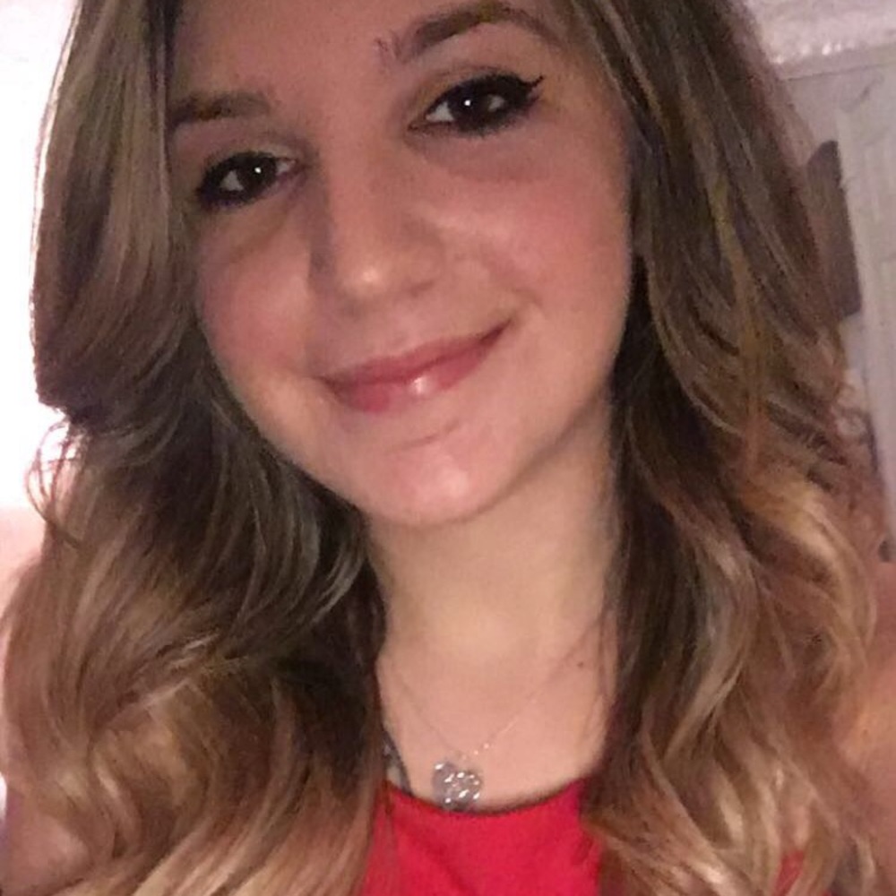 Meet your Posher, Ariana