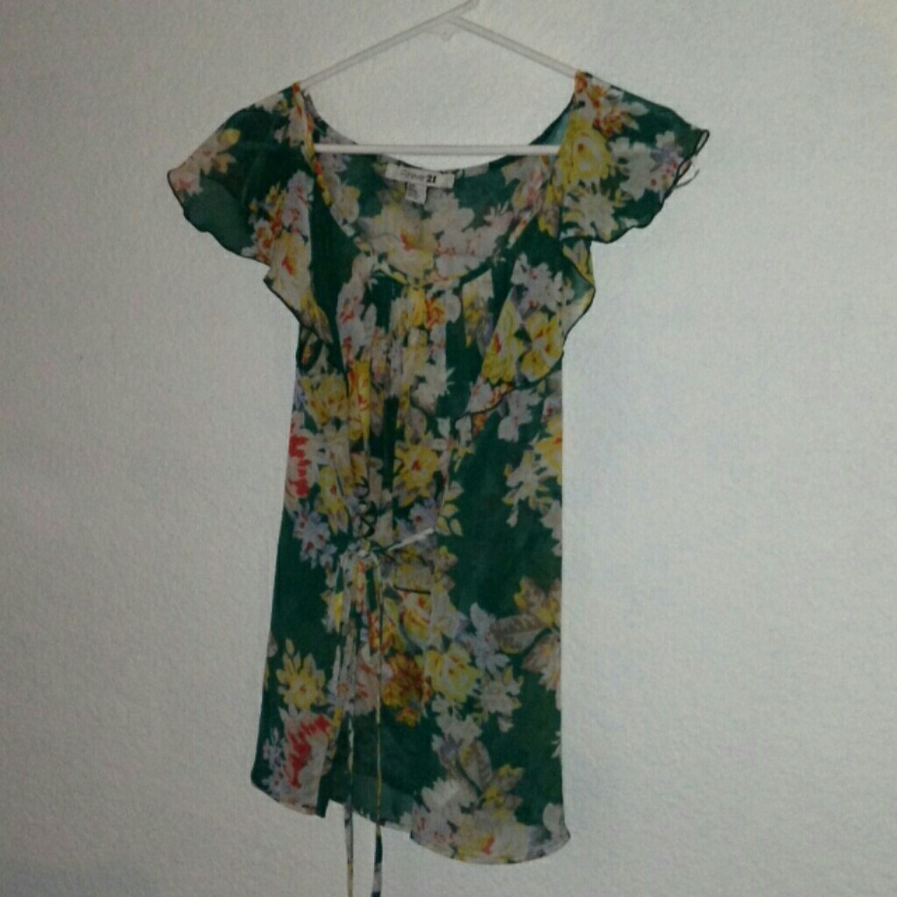 FLORAL TOP - Picture 2 of 3