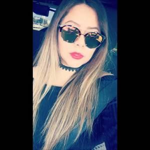 Meet your Posher, Stephanie