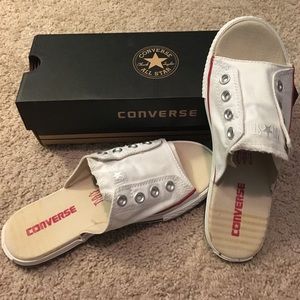 BRAND NEW!! Converse Cut Away Slip On's Size 7