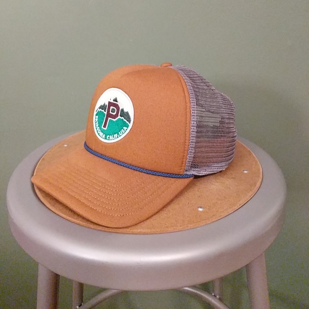 New never worn trucker hat