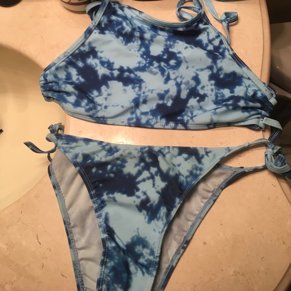 tie dye high neck bikini