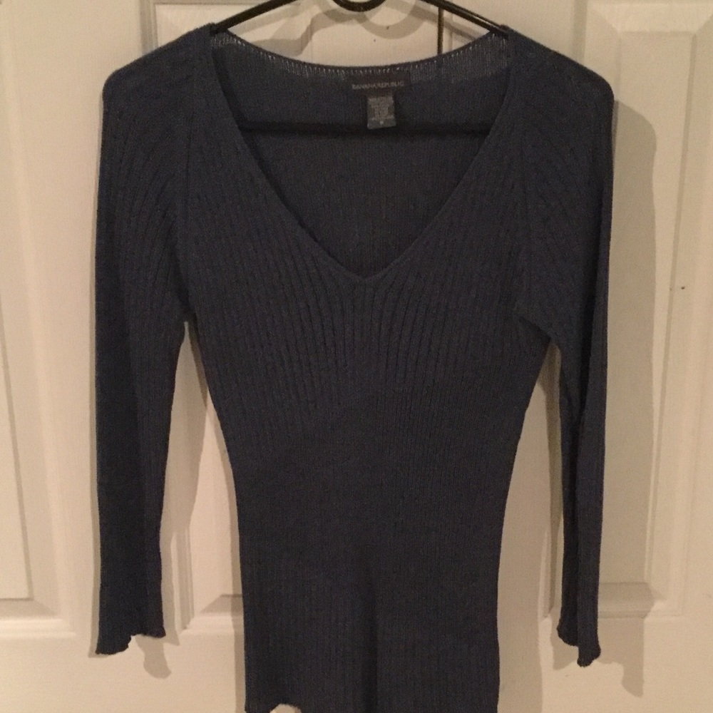 Banana Republic v neck sweater