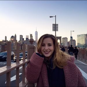 Meet your Posher, Sofia