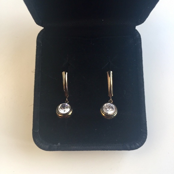 NWOT Antiqued Metal and Rhinestone Earrings - Picture 4 of 4