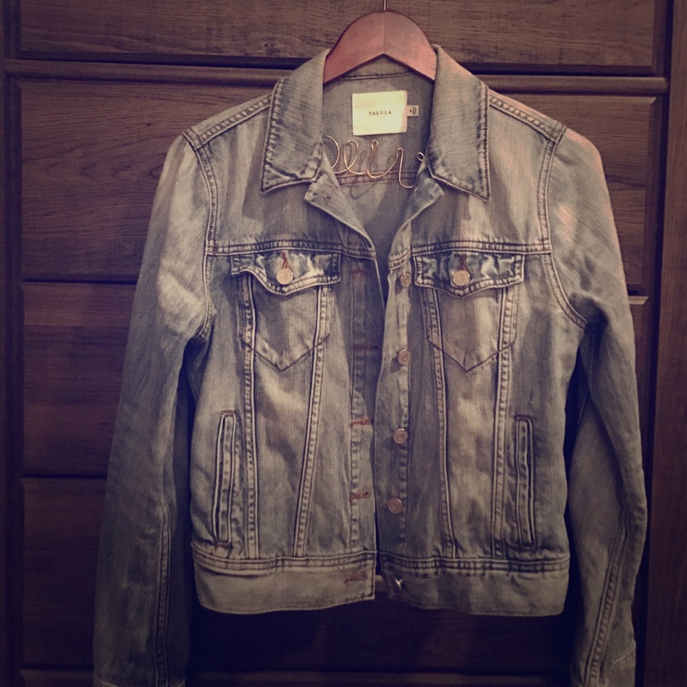 Beautiful denim jacket!!