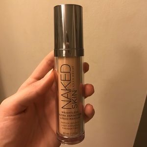 Urban Decay Naked Skin Foundation - Shade 2.5