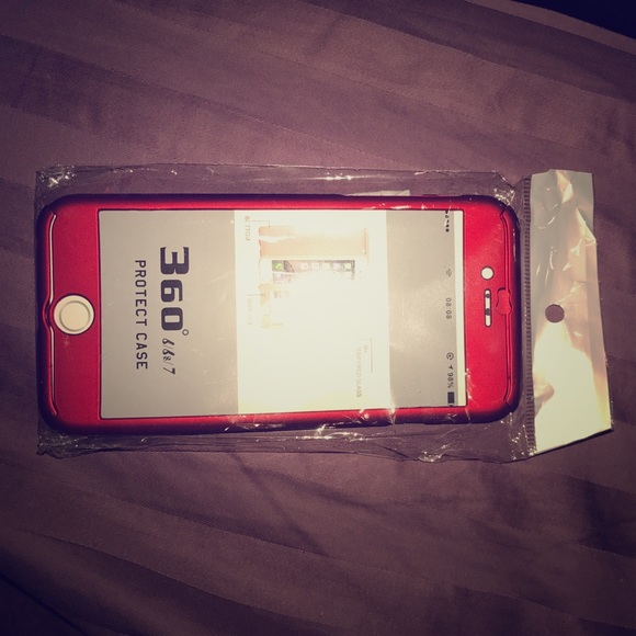 iPhone 6 or 6s red case - Picture 1 of 3