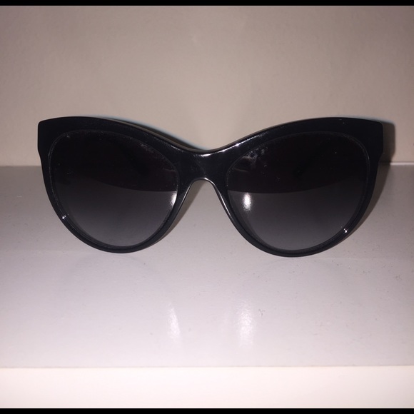 Versace Sunglasses - Picture 2 of 4