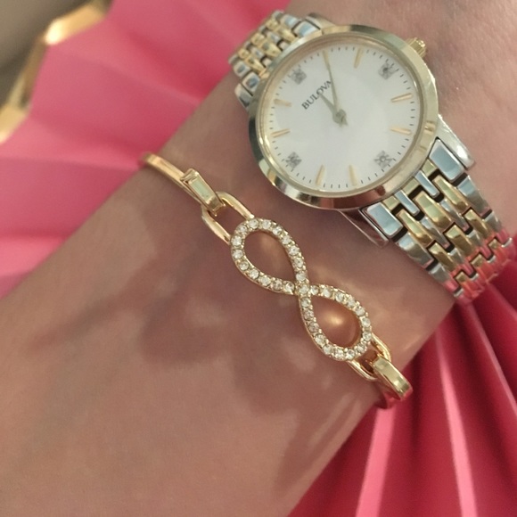 Infinite bracelet 🌺 - Picture 2 of 2