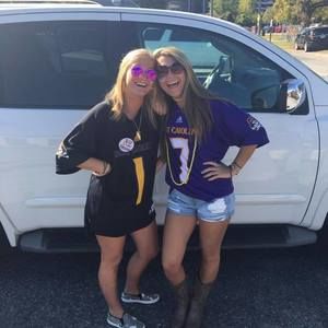 Meet your Posher, Caroline