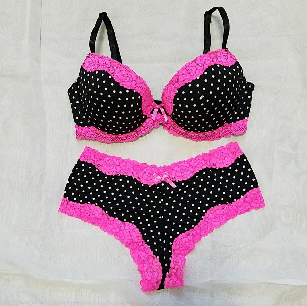 2pc Bra & panty set Forever 21 NWOT