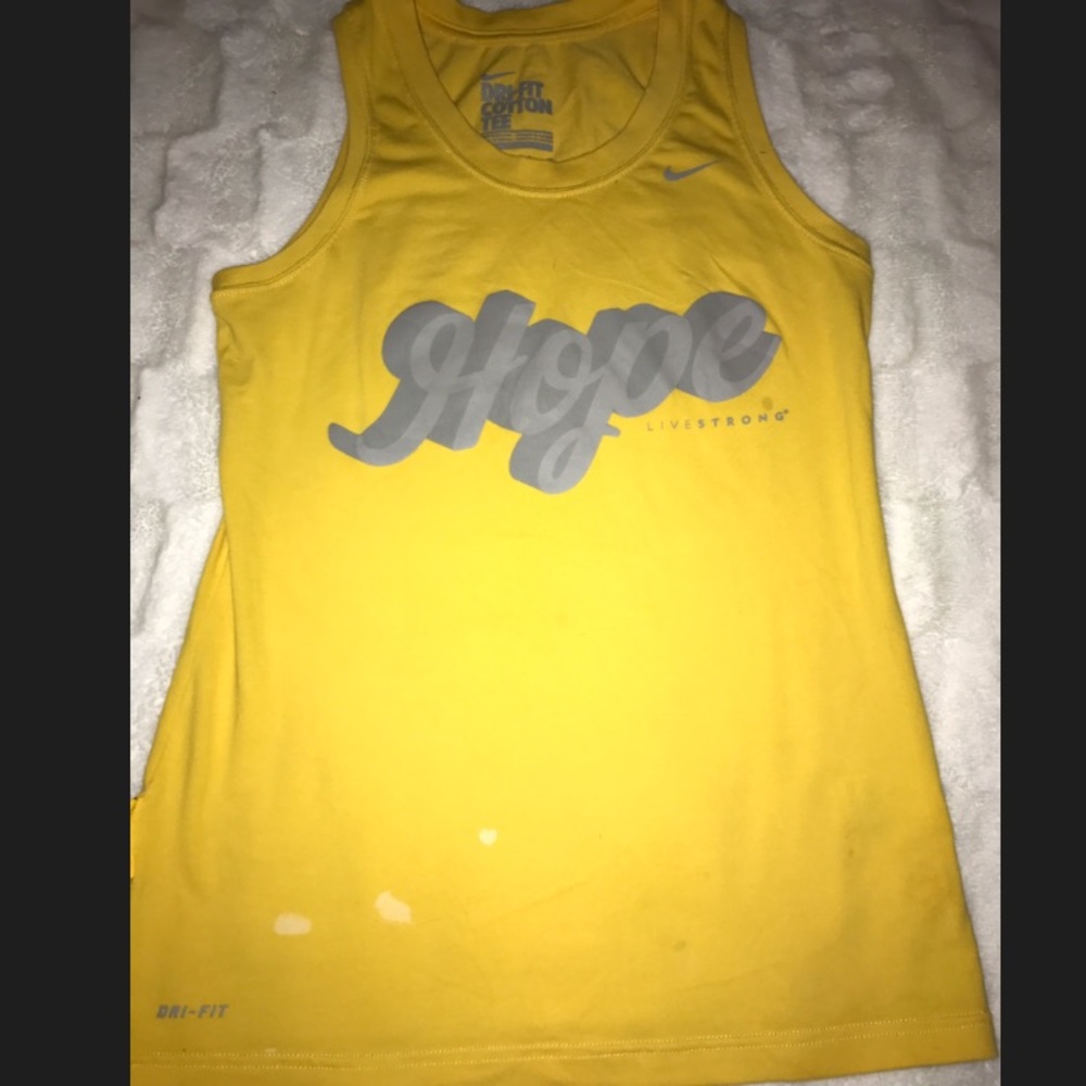 Nike dri-fit tank size S