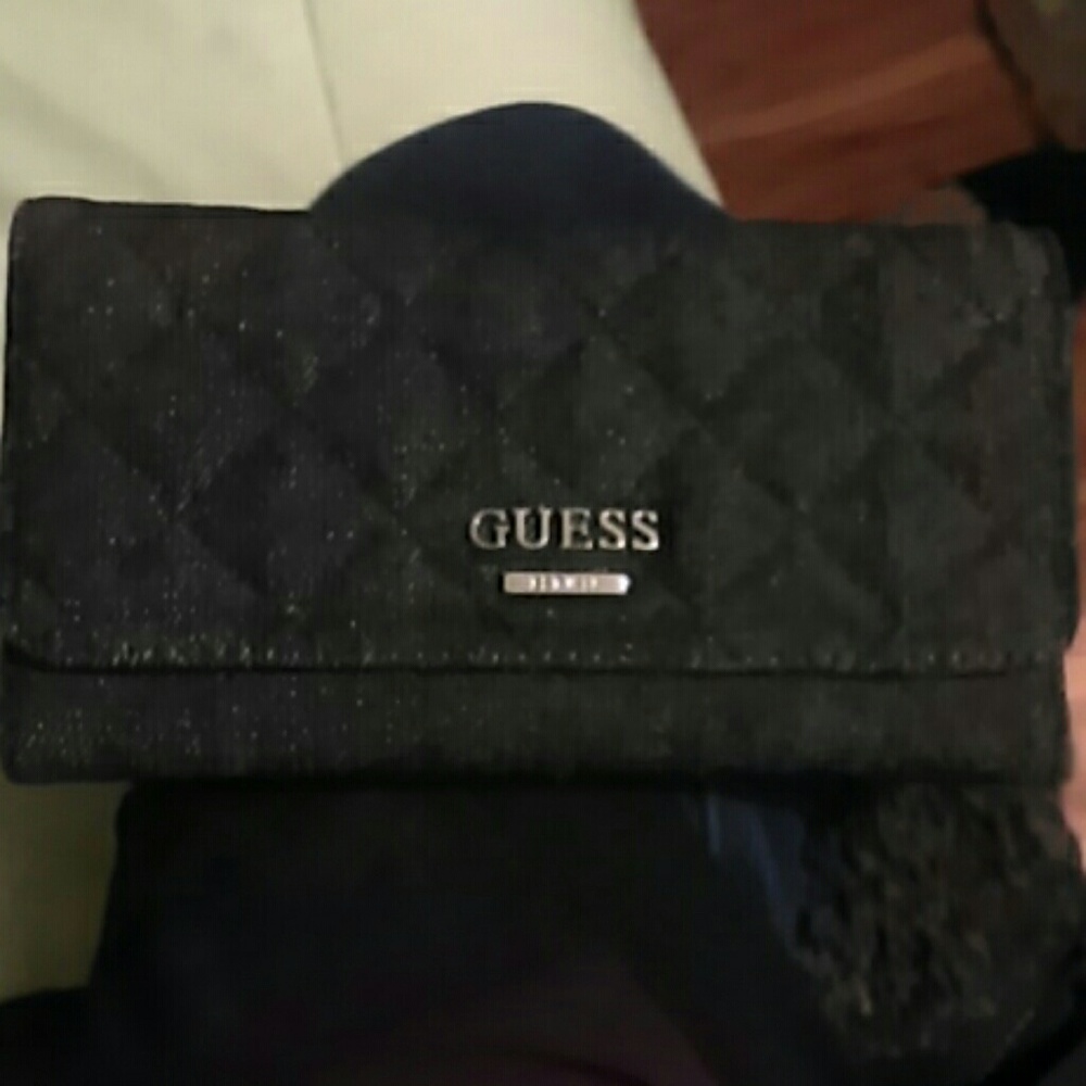 Guess wallet