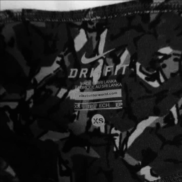 XS Nike DRI-FIT leggings - Picture 2 of 2