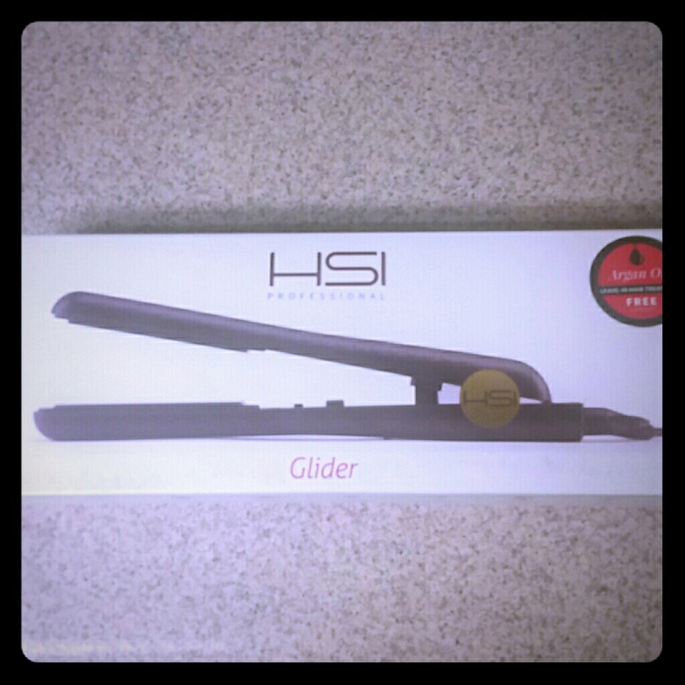 HSI "Glider" ceramic flat iron