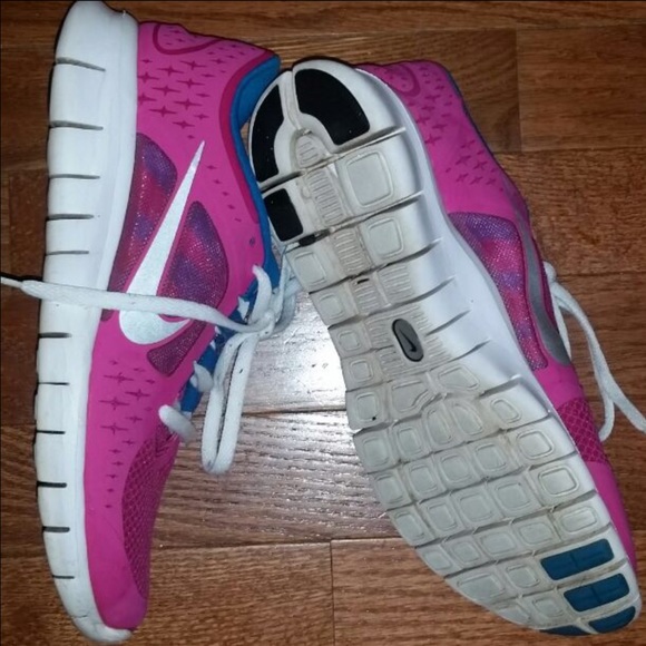 Nike running shoes sz 6.5 - Picture 2 of 2