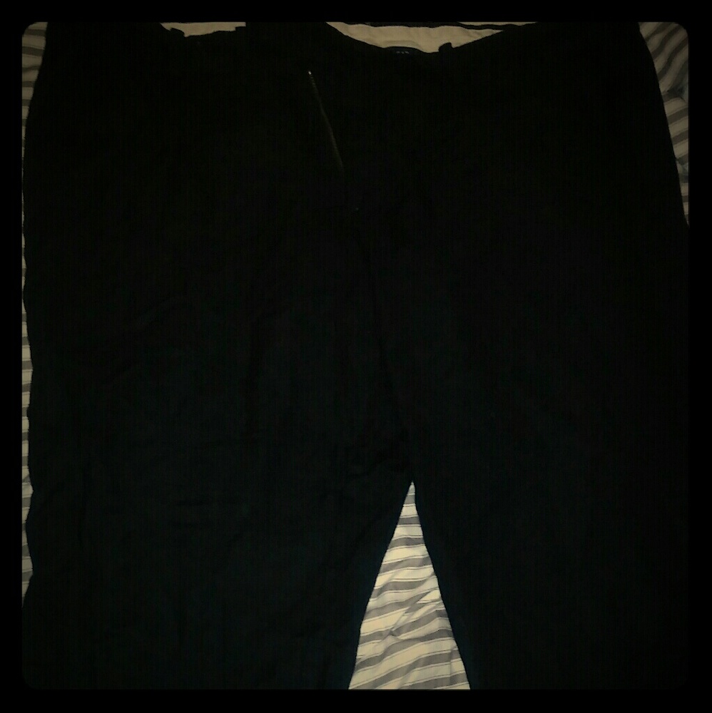black capri pants