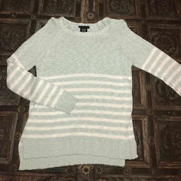Teal and white striped sweater - Picture 1 of 1