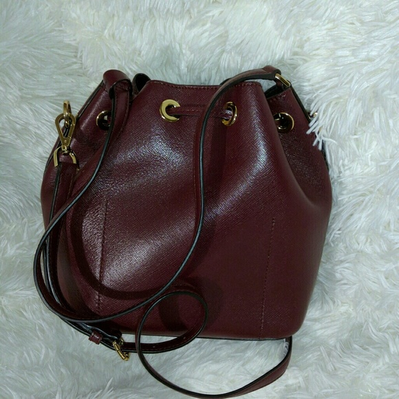 Michael Kors Bucket Bag - Picture 4 of 4