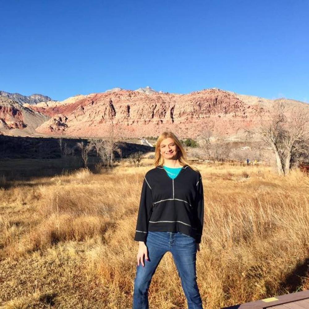 Meet your Posher, Adrienne