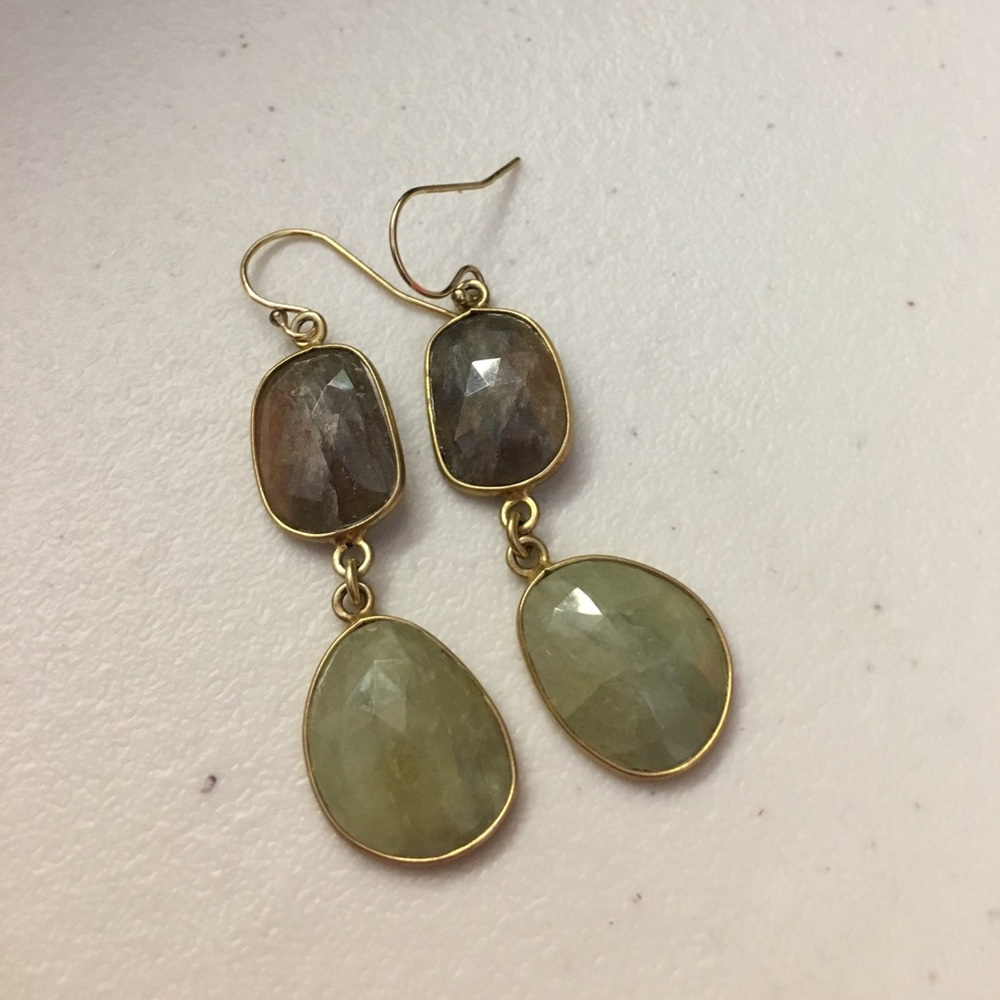 sapphire earrings in gold
