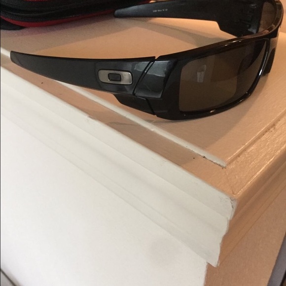 Oakley Fuel Cell Sunglasses - Picture 3 of 3