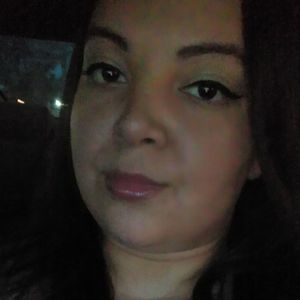 Meet your Posher, Yesenia