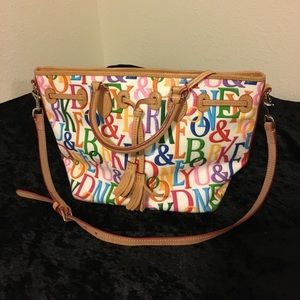 Dooney & Bourke Tote