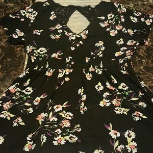 Cute floral peplum top