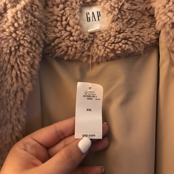 Soft furry coat - Picture 3 of 3