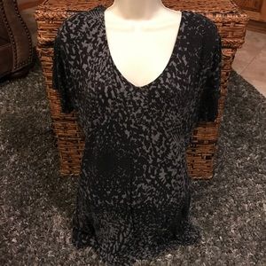 New York and Company black and grey XL cotton top