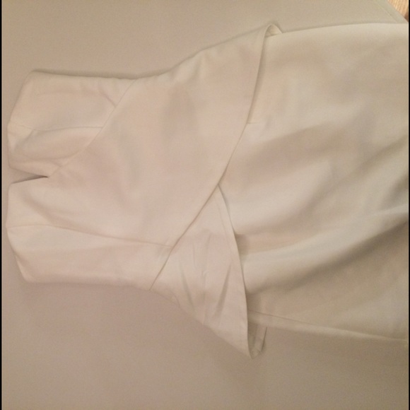 Fancy white little dress - Picture 2 of 3