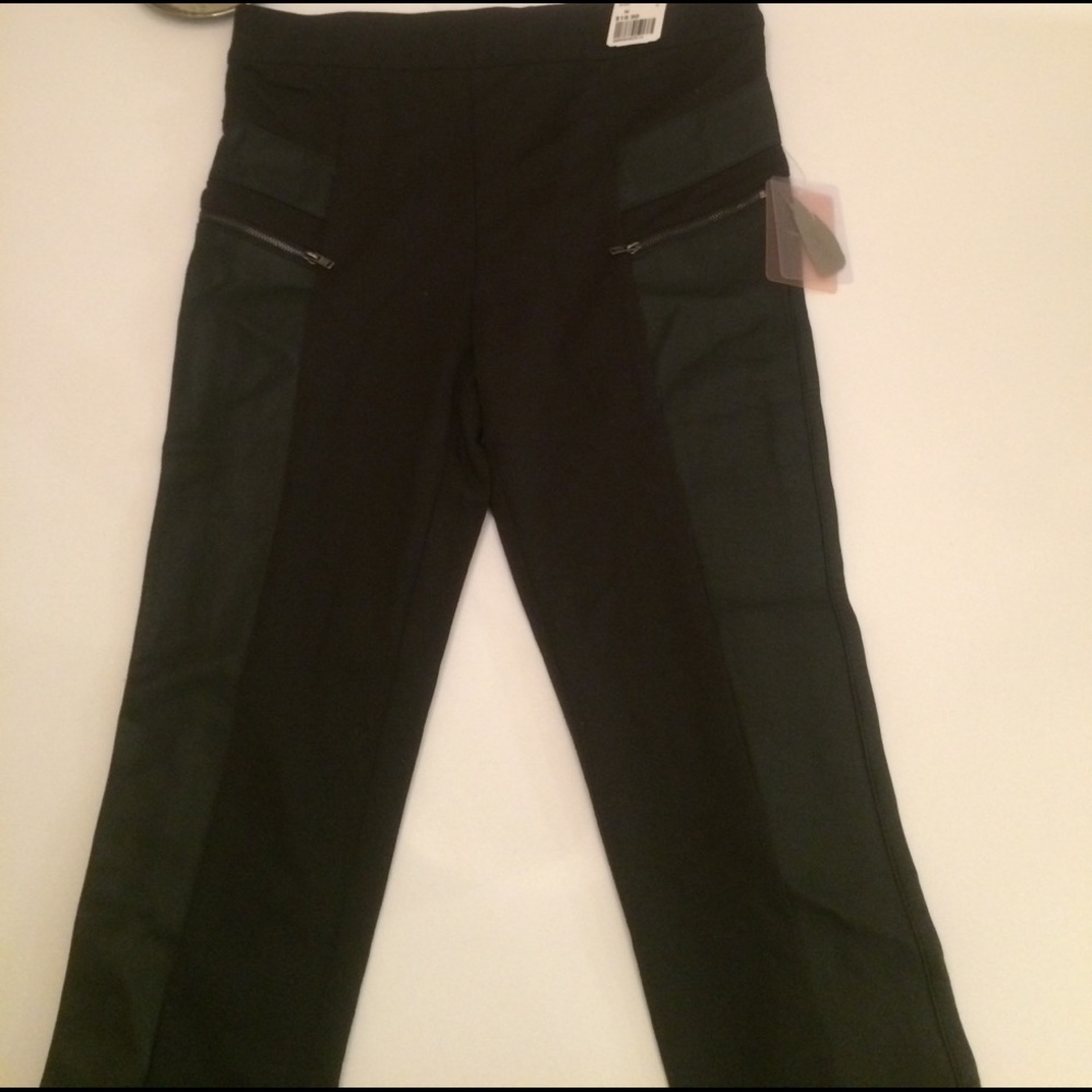 Leggins with pocket zipper
