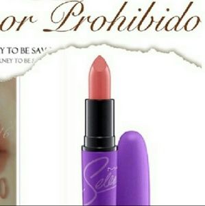 Amor prohibido lipstick