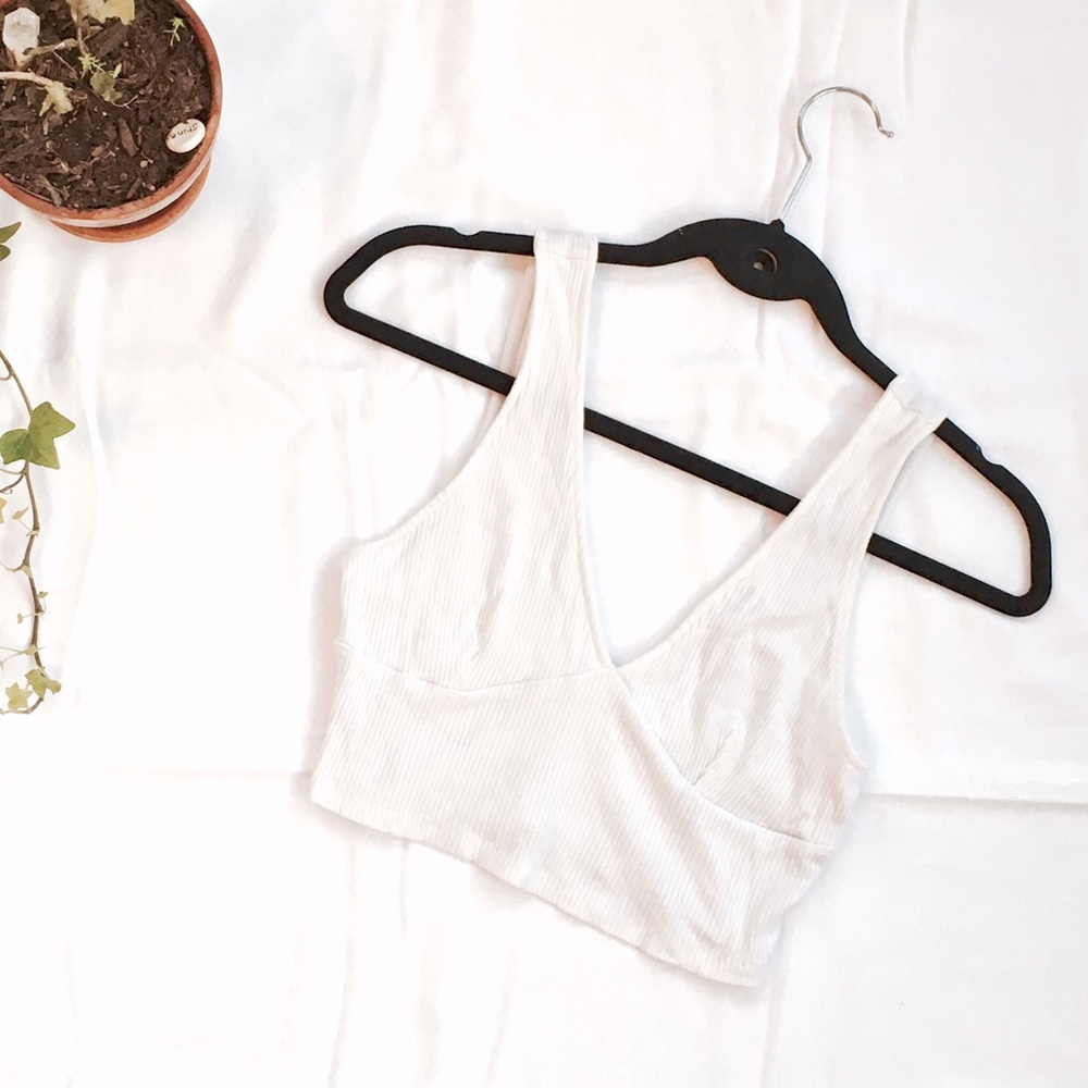 Stretchy White Crop Top