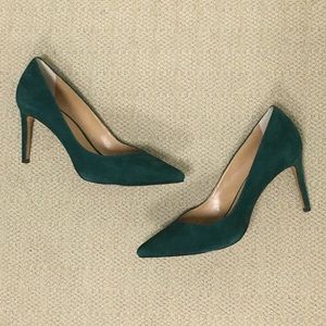 Madison 12-Hour *Suede* Pump in Loch Green