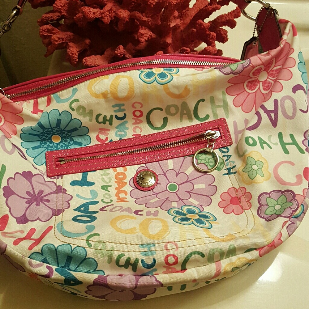 Coach Signature Pink Floral Daisy Poppy Hobo