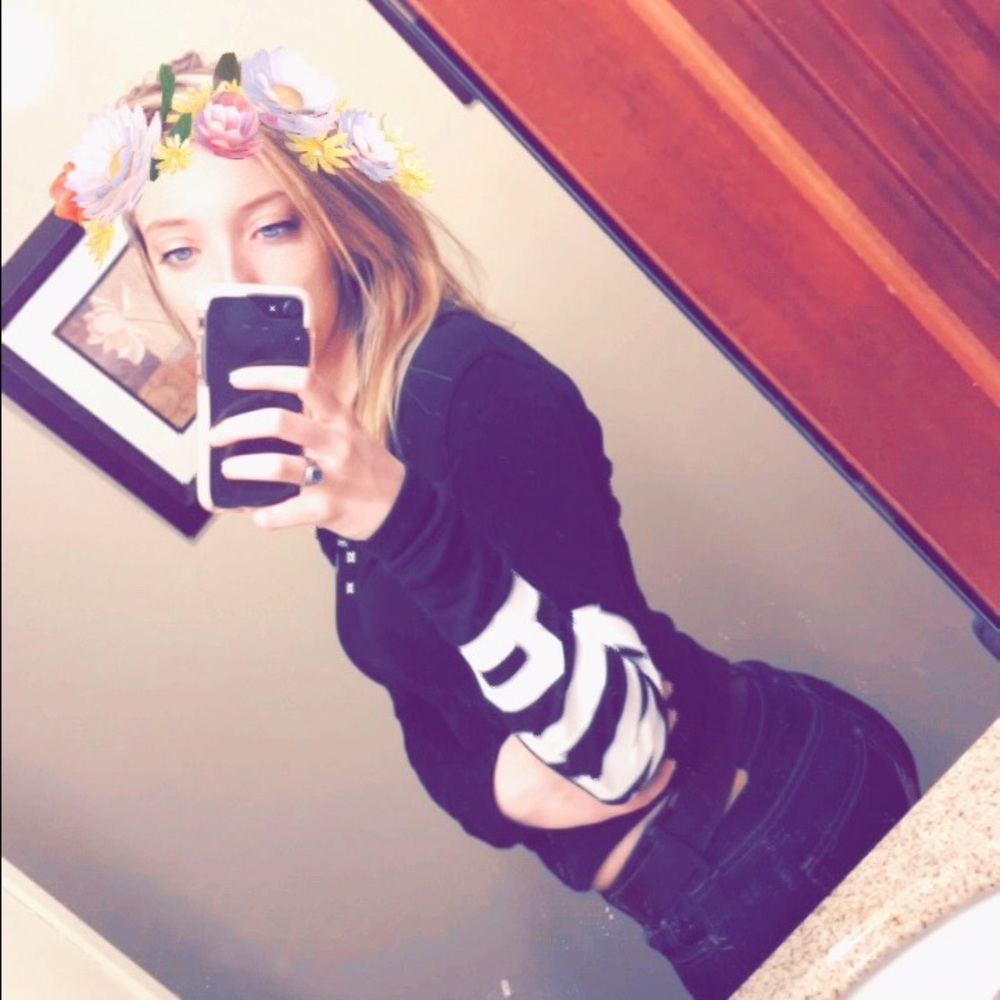 Meet your Posher, Abigail