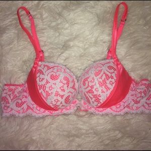 34a Aerie "Reese" bra hot pink / white lace