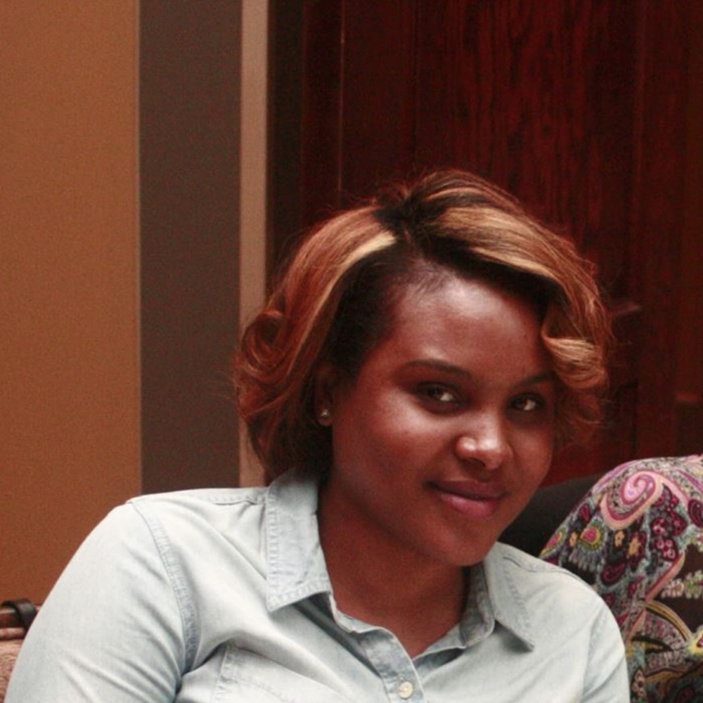 Meet your Posher, Alexandra