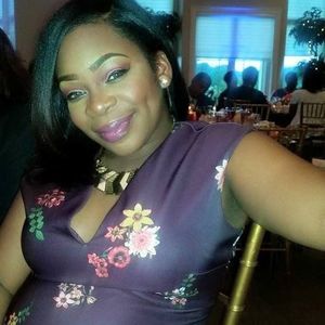 Meet your Posher, Carrie