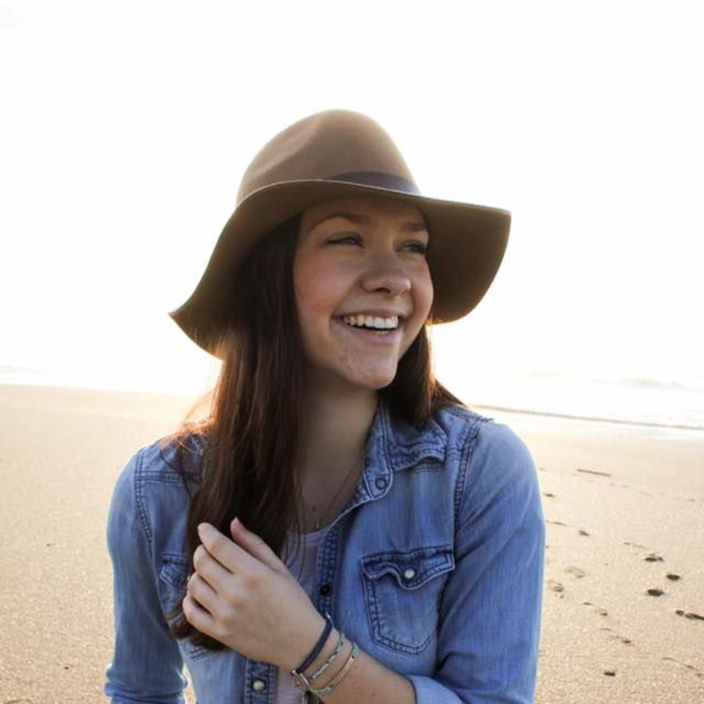 Meet your Posher, Lauren